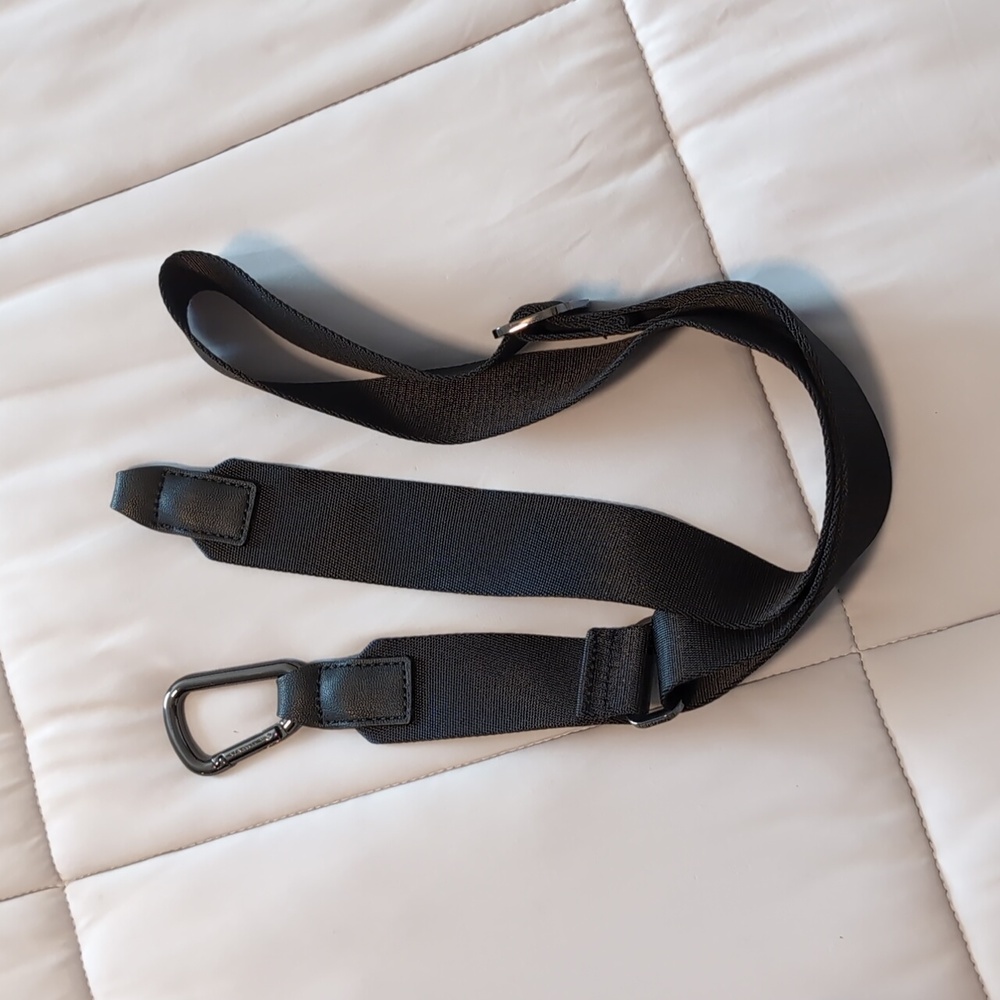 Lululemon Athletica Black Nylon Tote - Picture 9 of 10